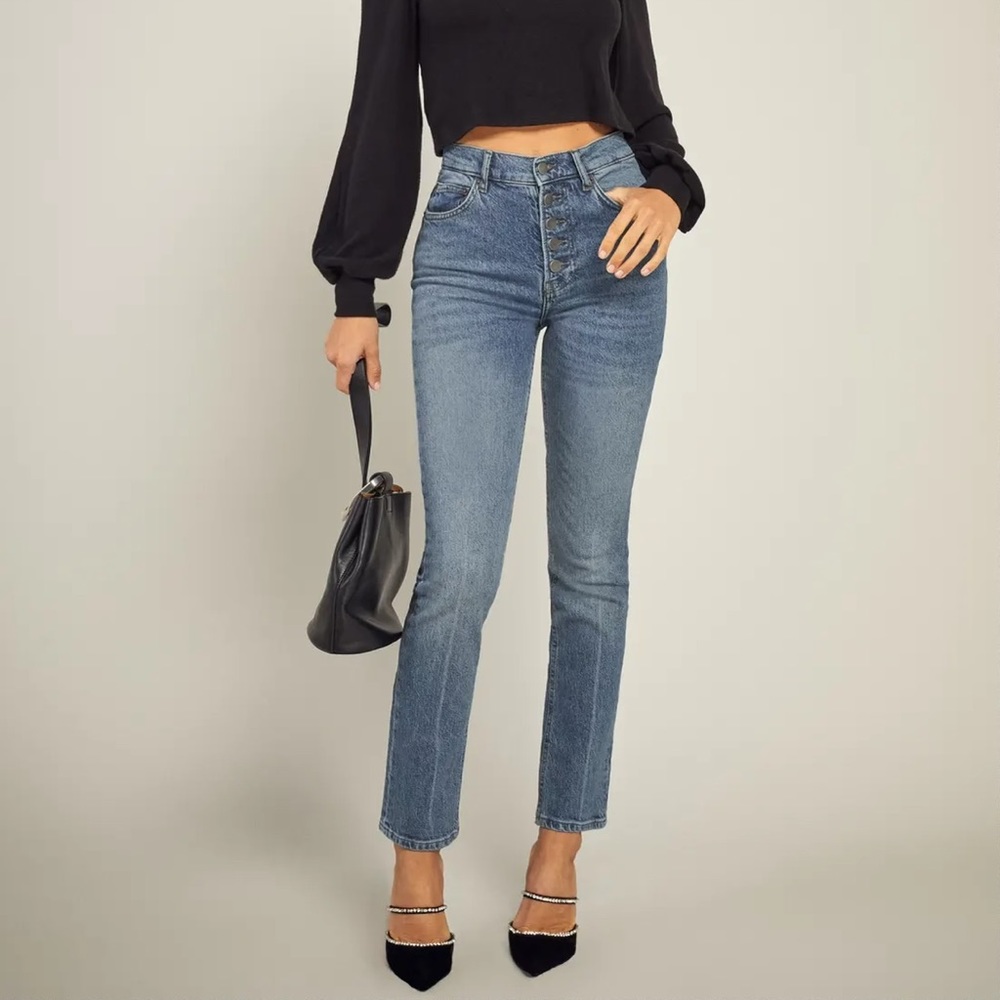 Liza Button Fly High Rise Straight Jeans. Size 23. NWT.